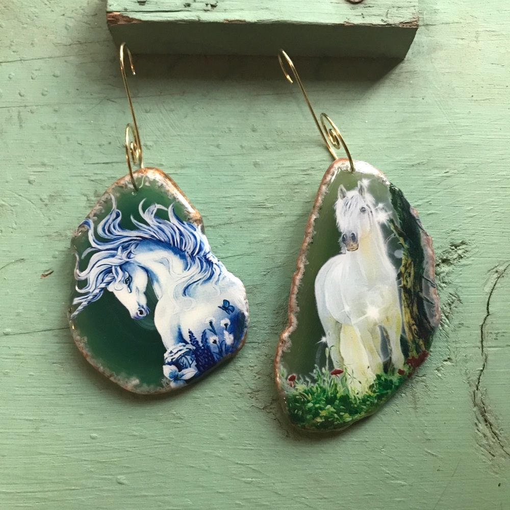 Unicorn ornaments, unicorn pendants unicorn horse and mushrooms